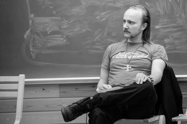 Mike Pohjola playing Tuomas Kallo, a student connected to the Social Democrats. Ingame. Photo: Tuomas Puikkonen (CC-BY 2.0)